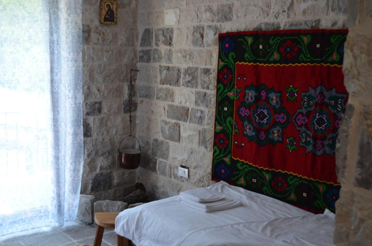 Markovic Winery And Estate Apartments Цетинє Екстер'єр фото